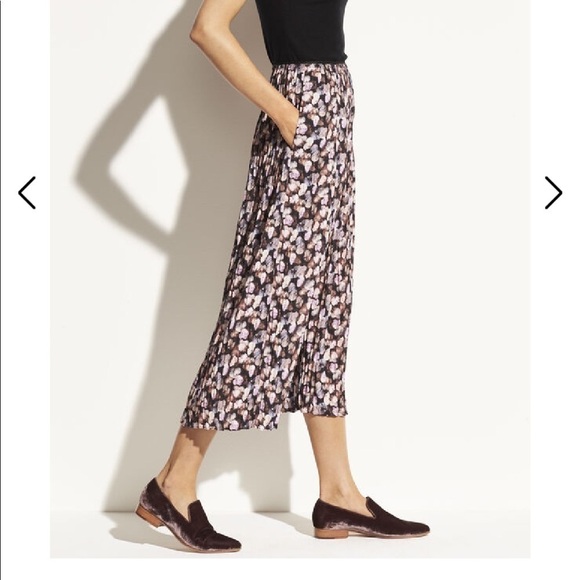 Vince Micro Painted Floral Pleated Culotte Pants L - Picture 3 of 9